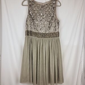 Adrianna Papell Evening Dress‎ Sequined Bodice A line Party Size 14
